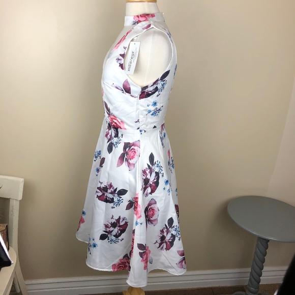 NWT Measeor dress cute floral white satin sz. S - Picture 8 of 8